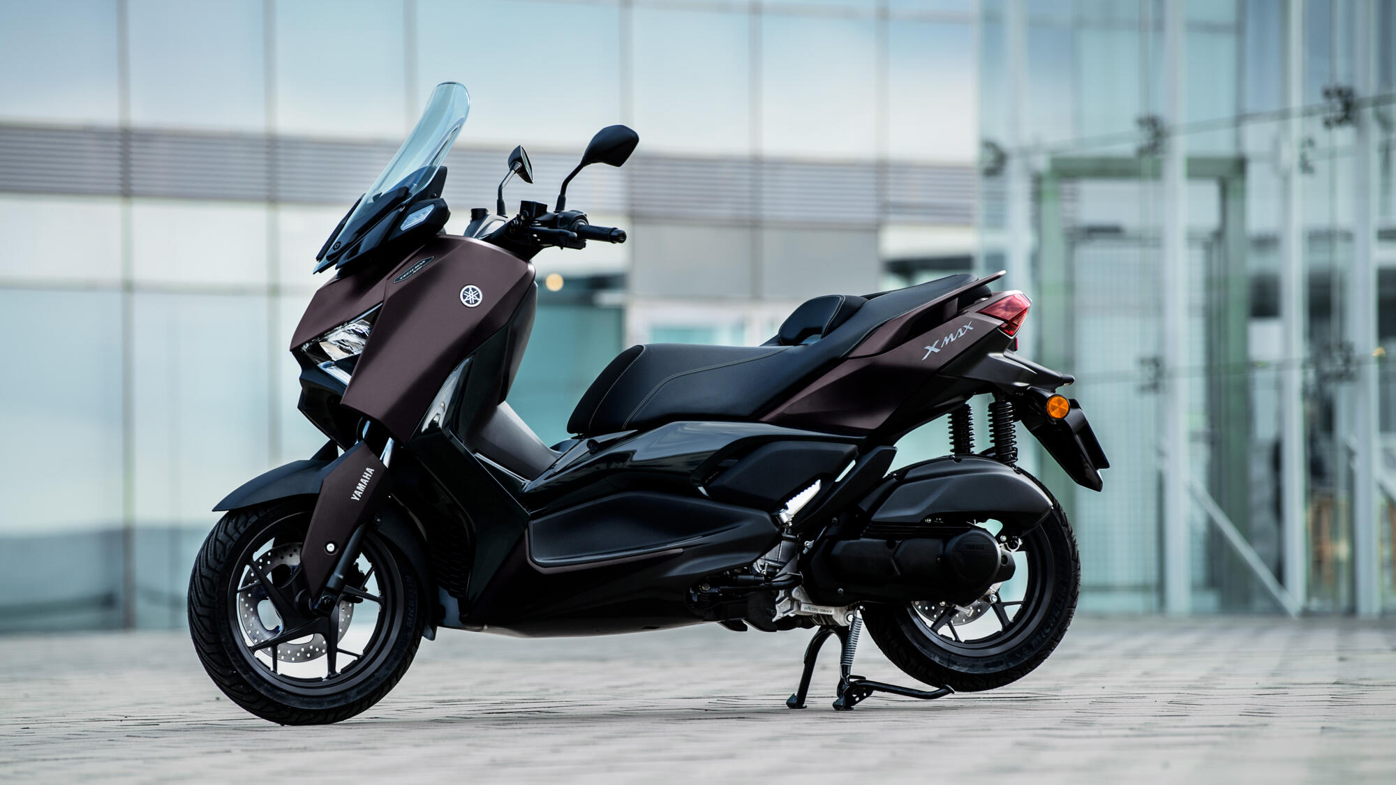 2024-Yamaha-XMAX125ASP-EU-Dark_M (1)
